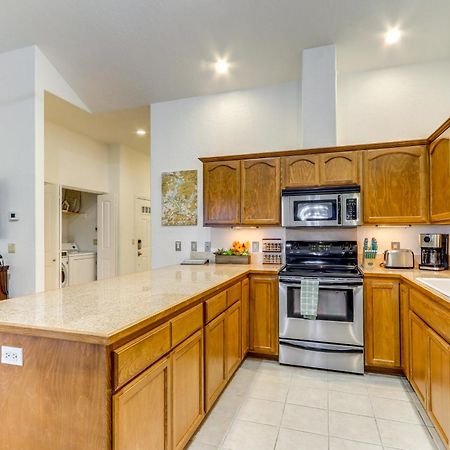 Modern Coeur Dalene Getaway Condo Walk Downtown! 科达伦 外观 照片